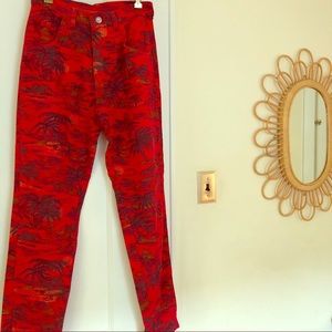 Vintage print high waist jeans perfect for summer